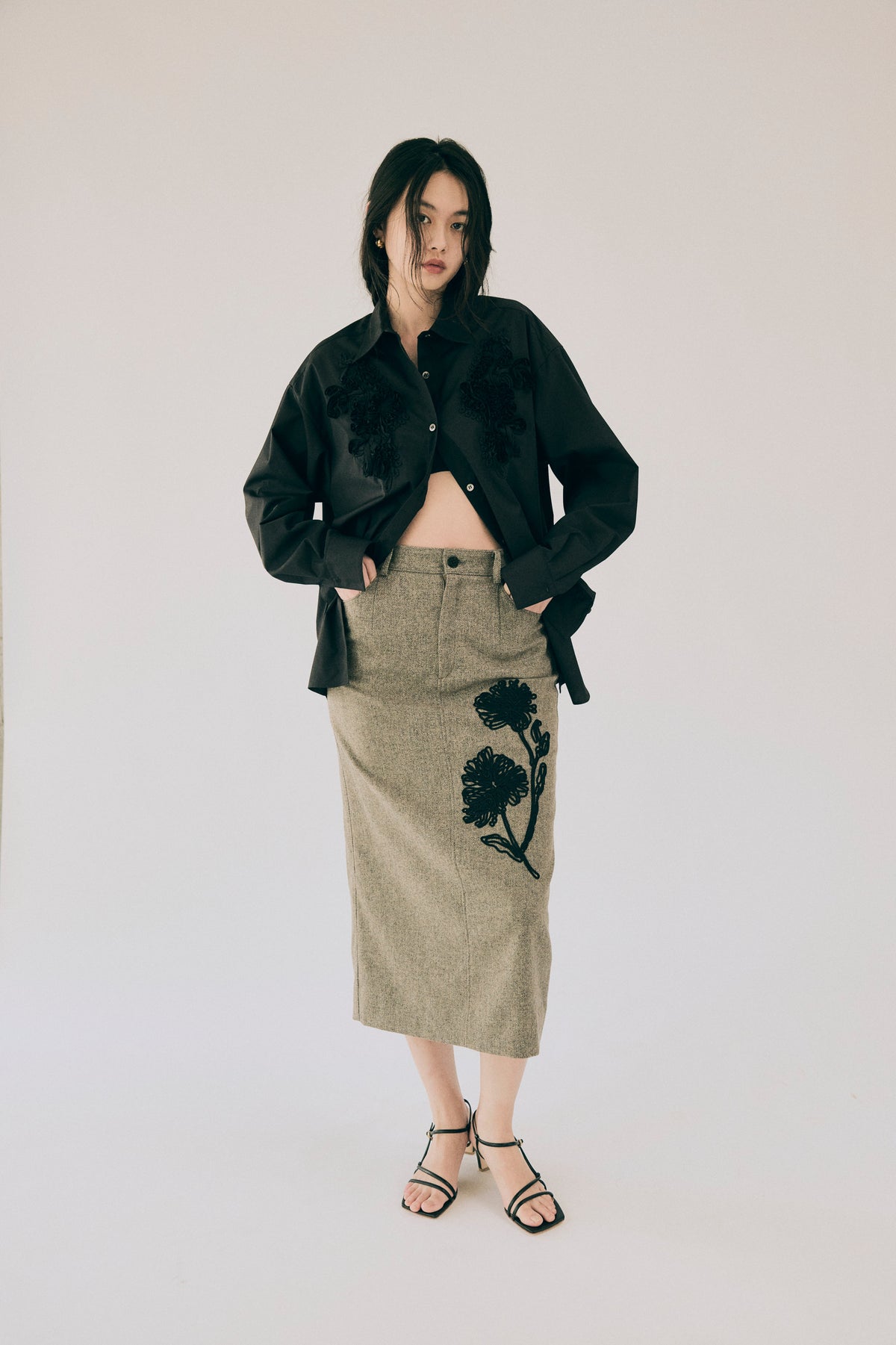 AW26 - Cord Embroidery Tweed Skirt