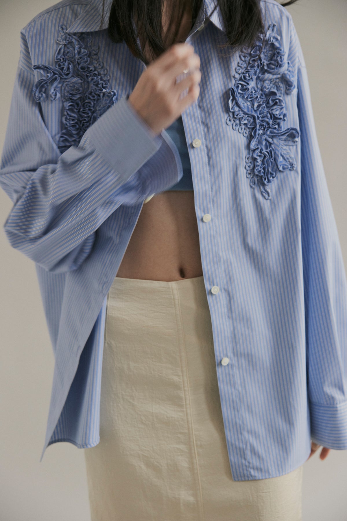 【予約商品】 SS27 - Ribbon panel shirt