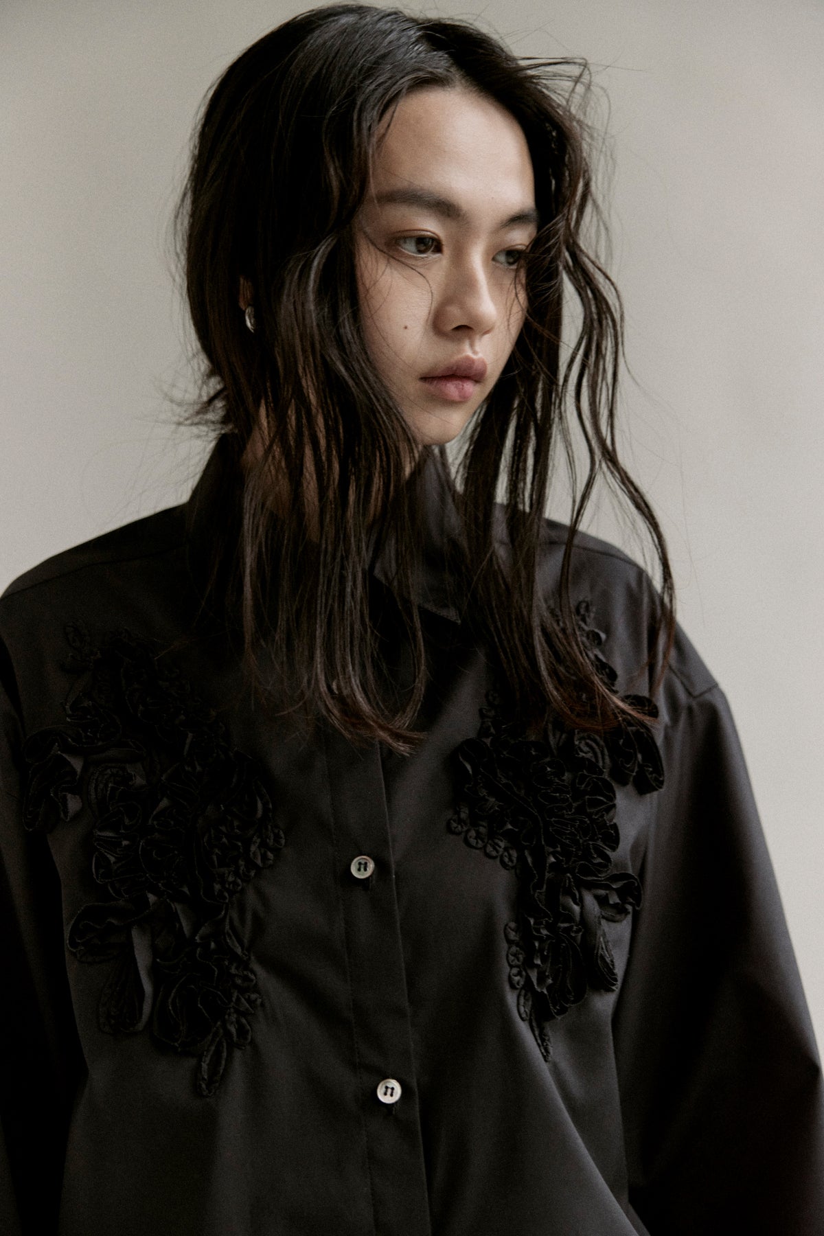 【予約商品】 SS27 - Ribbon panel shirt
